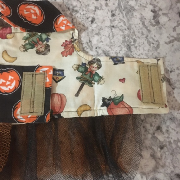 Small reversable doggie dress - Picture 4 of 4